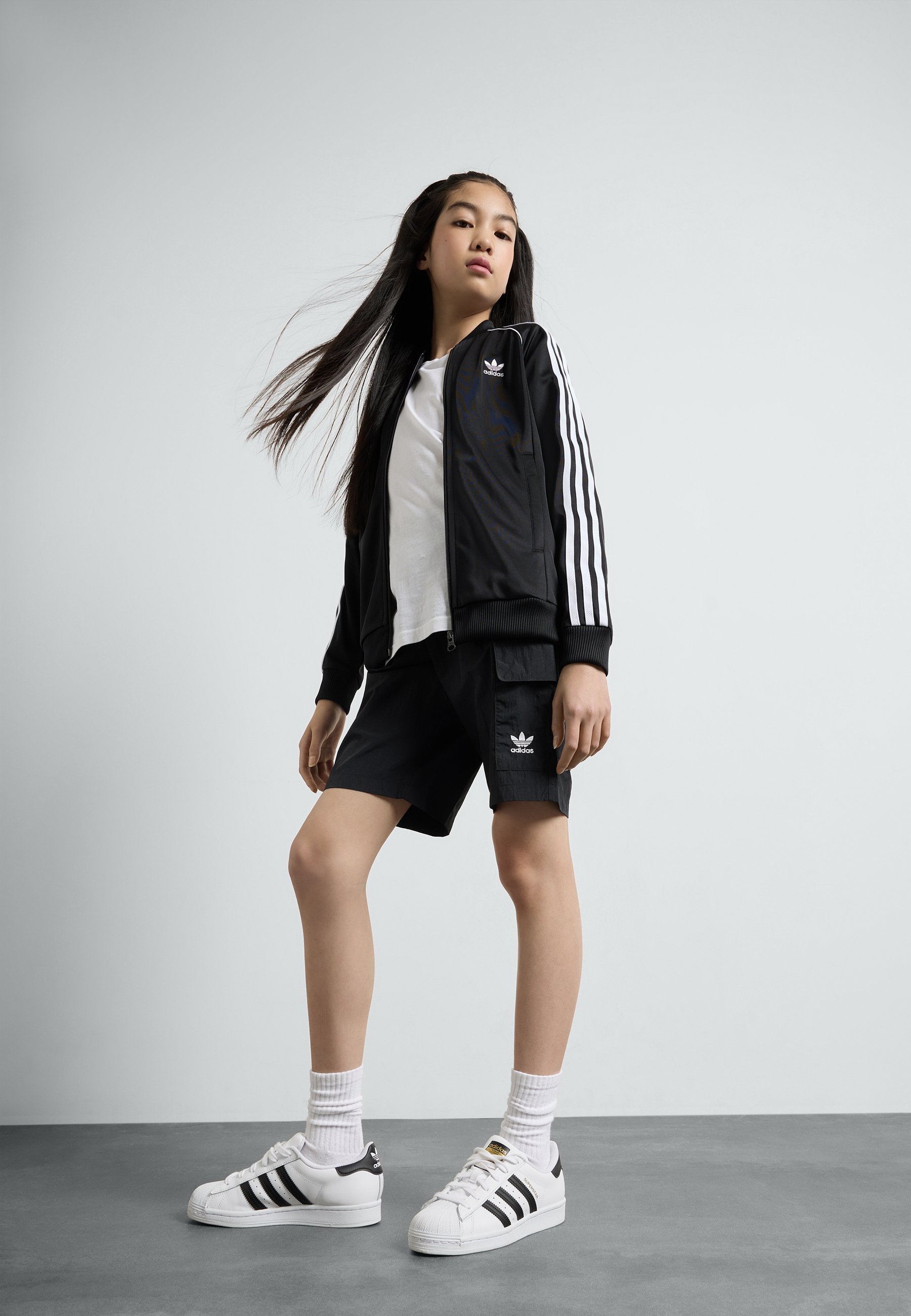 adidas Originals TRACK UNISEX - Sweatshirt met rits - zwart