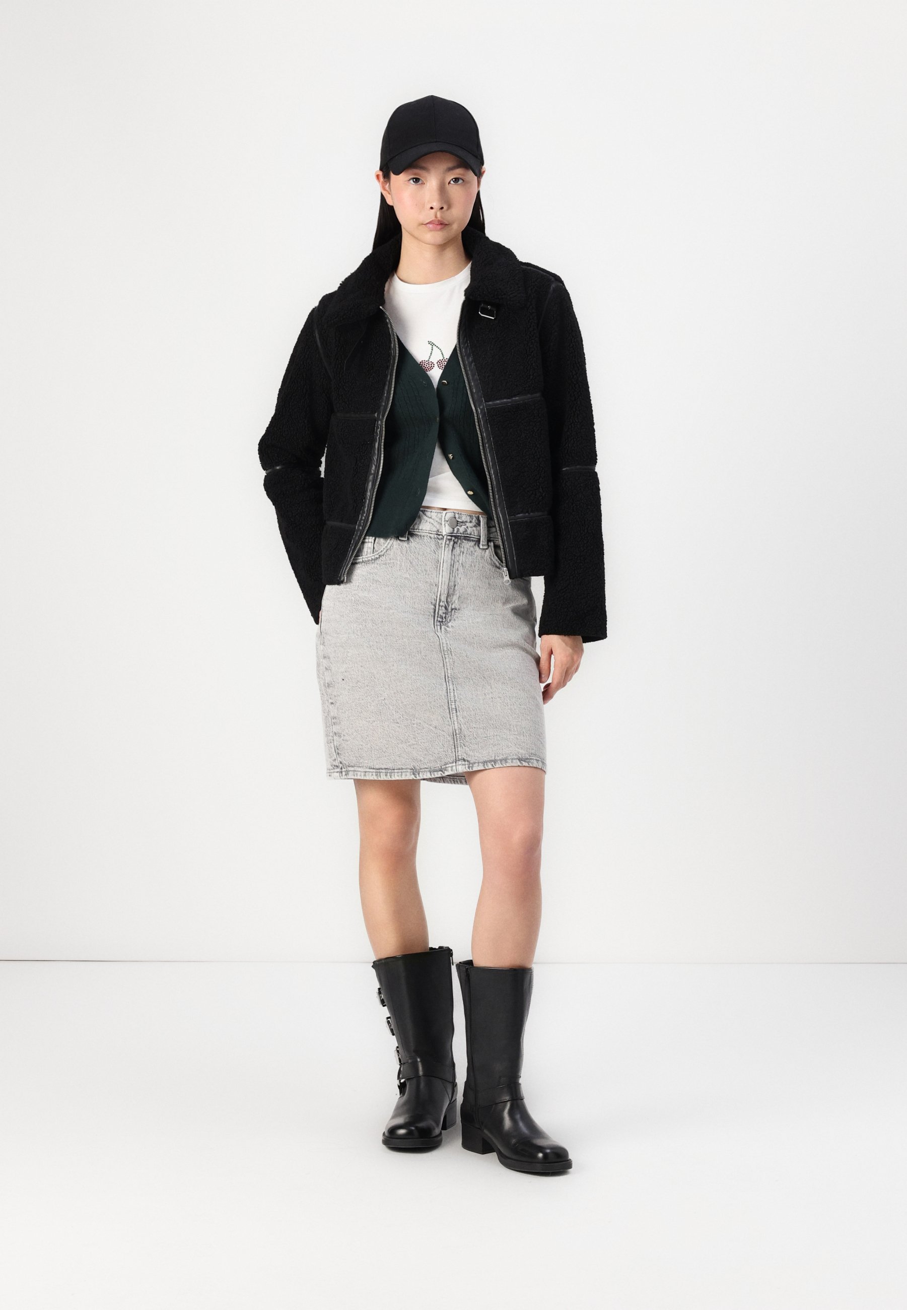 JDY JDYFROSTY SHORT JACKET - Talvitakki - black