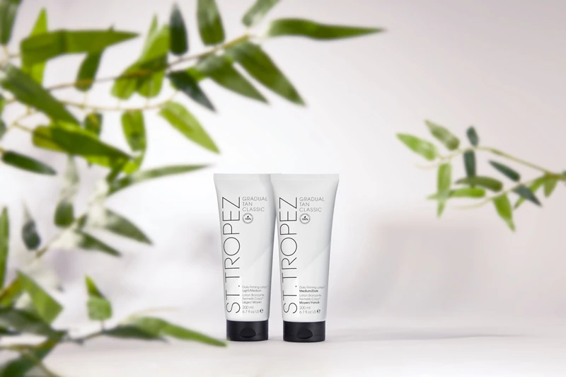 Loção autobronzeadora St. Tropez Gradual Tan Classic Daily Firming Cream