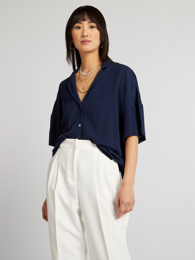 Blusa de crepé de manga corta - NEGRA