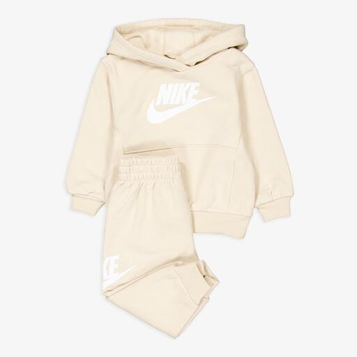  Cándal Nike