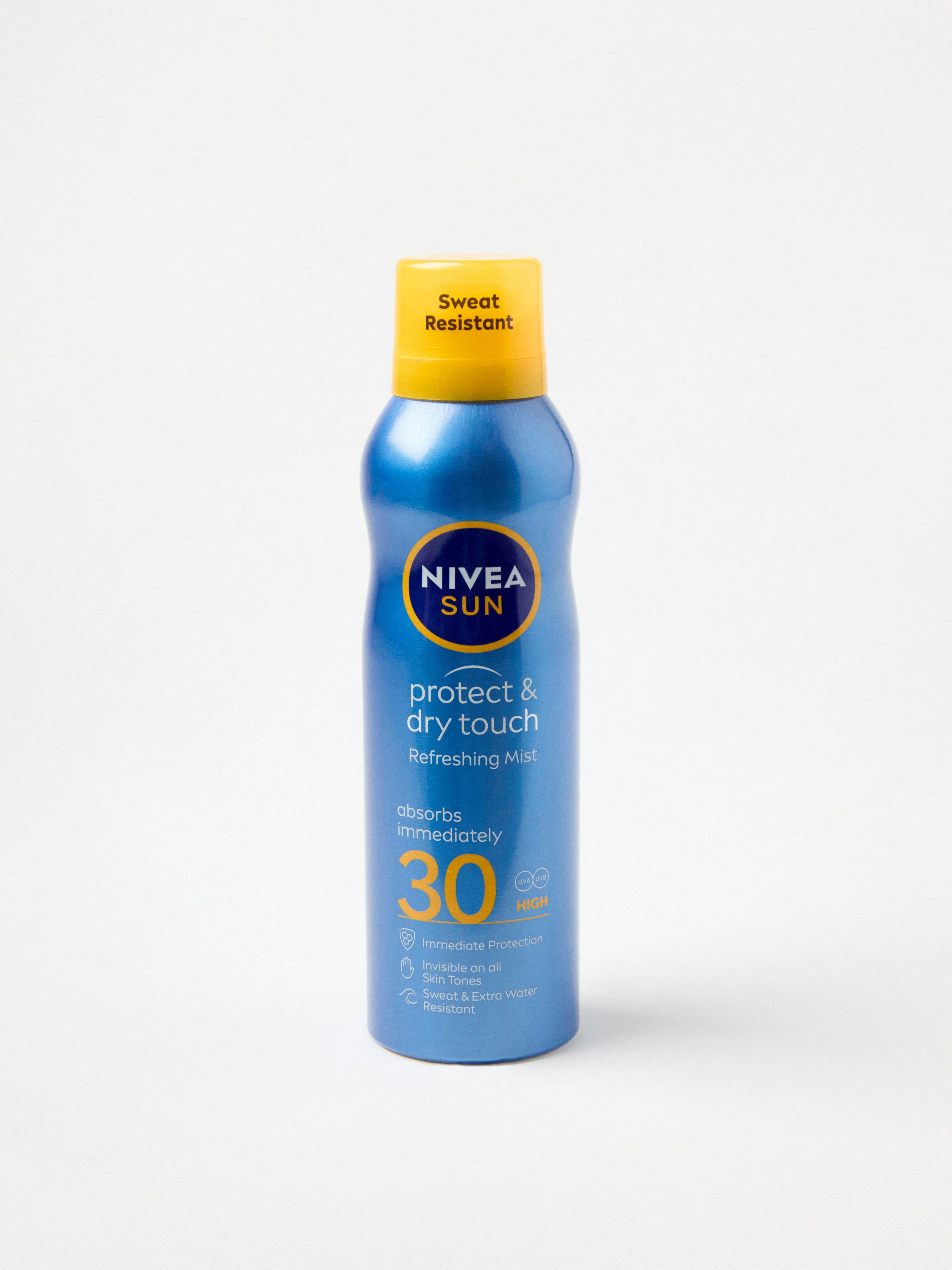 NIVEA Protect & Dry Touch Solspray SPF 30 Ingen farge
