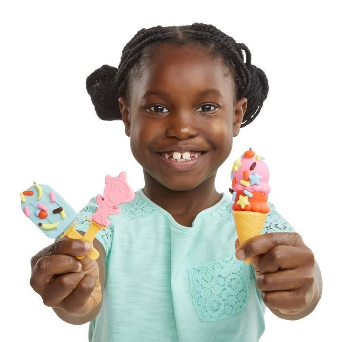 Play-Doh Peppa Pig e il camioncino dei gelati, con le statuine di Peppa Pig e George, 5 vasetti di pasta modellabile, età 3+