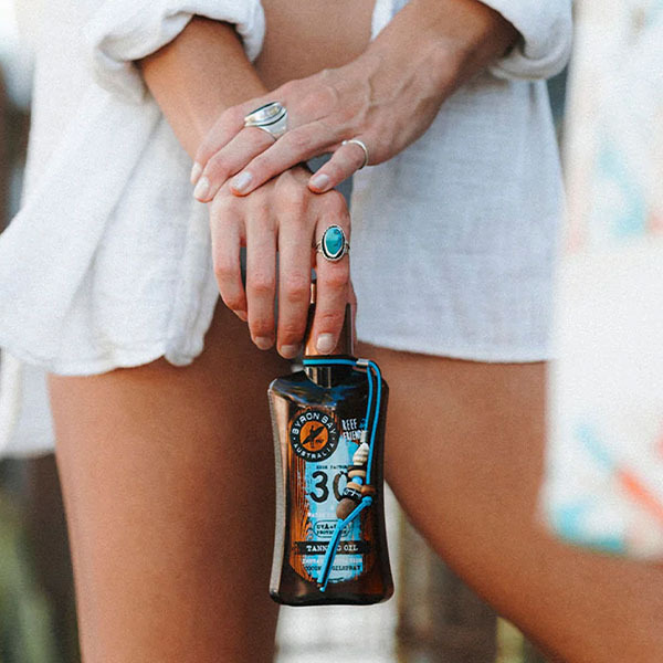Byron Bay Australia Kokosový opalovací olej SPF 30, 200 ml