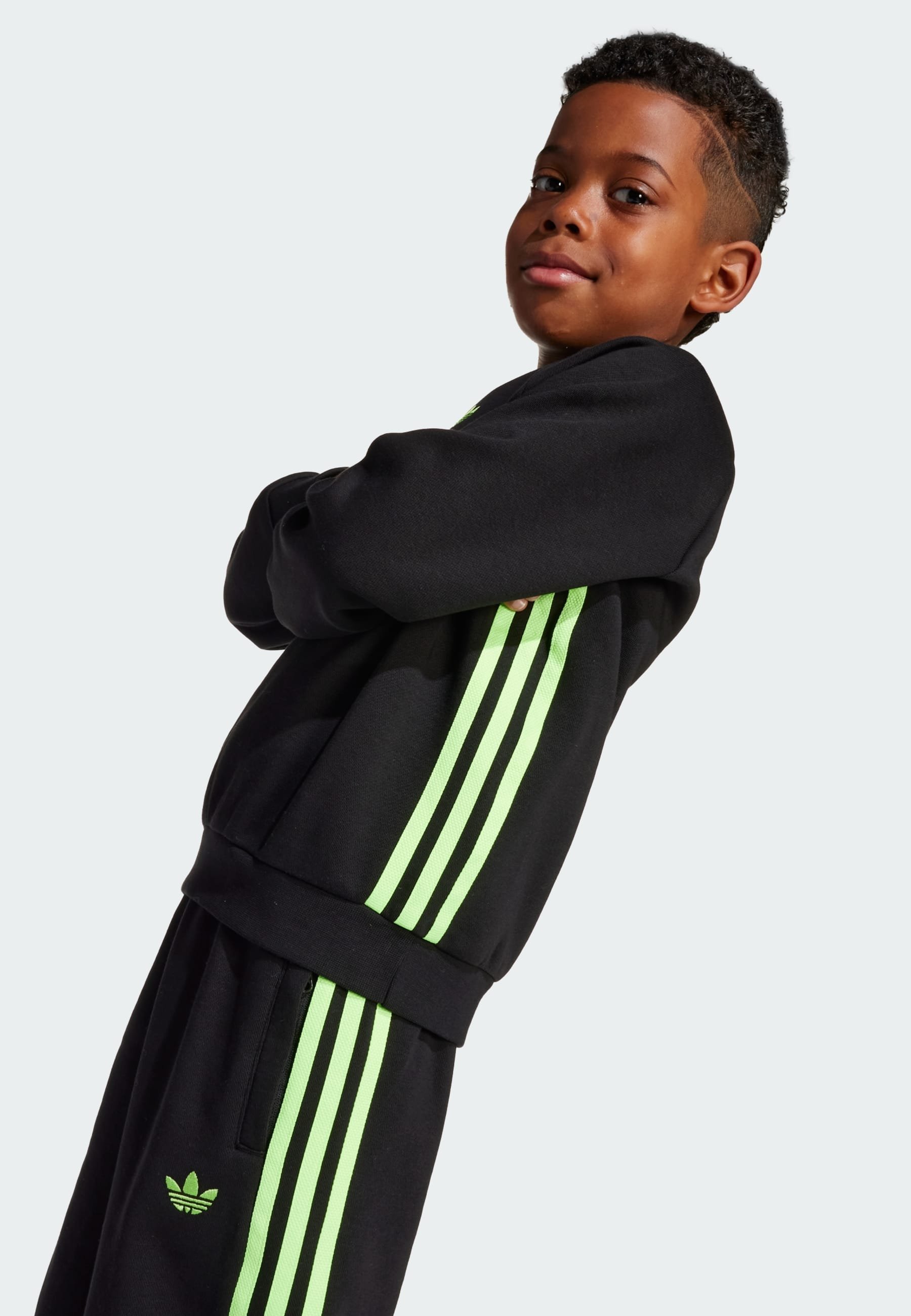 Ensemble adidas Originals CREW - Survêtement - noir et vert signal