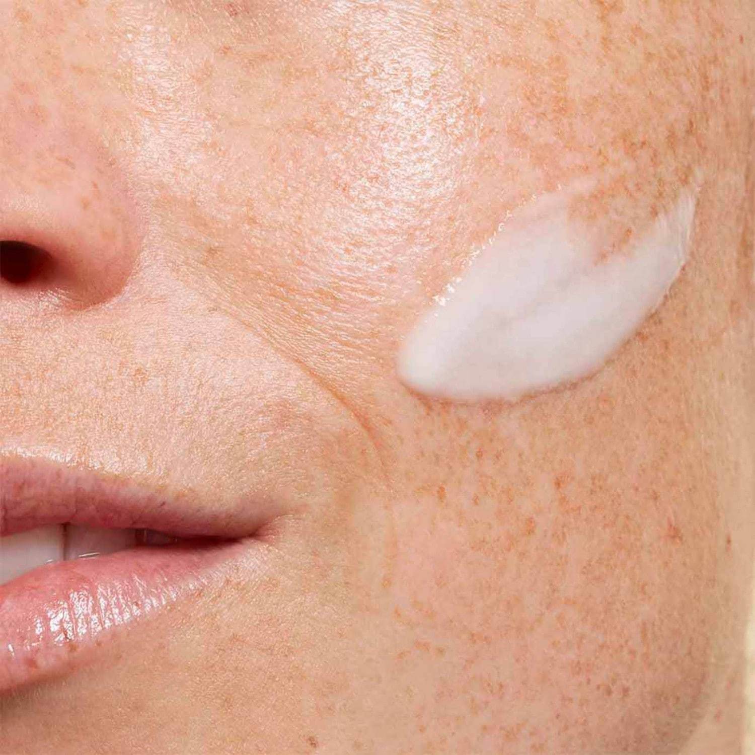 „Clarins“ senėjimą stabdantis serumas „BRIGHT PLUS“ [PAŽANGUS] - 30 ml