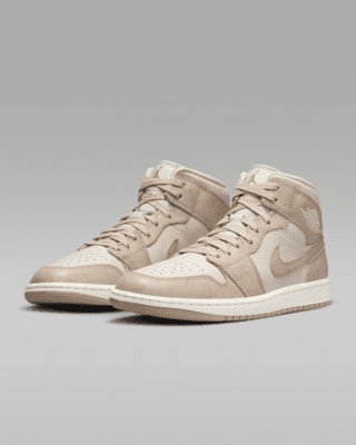 Air Jordan 1 Mid SE Women's Shoes