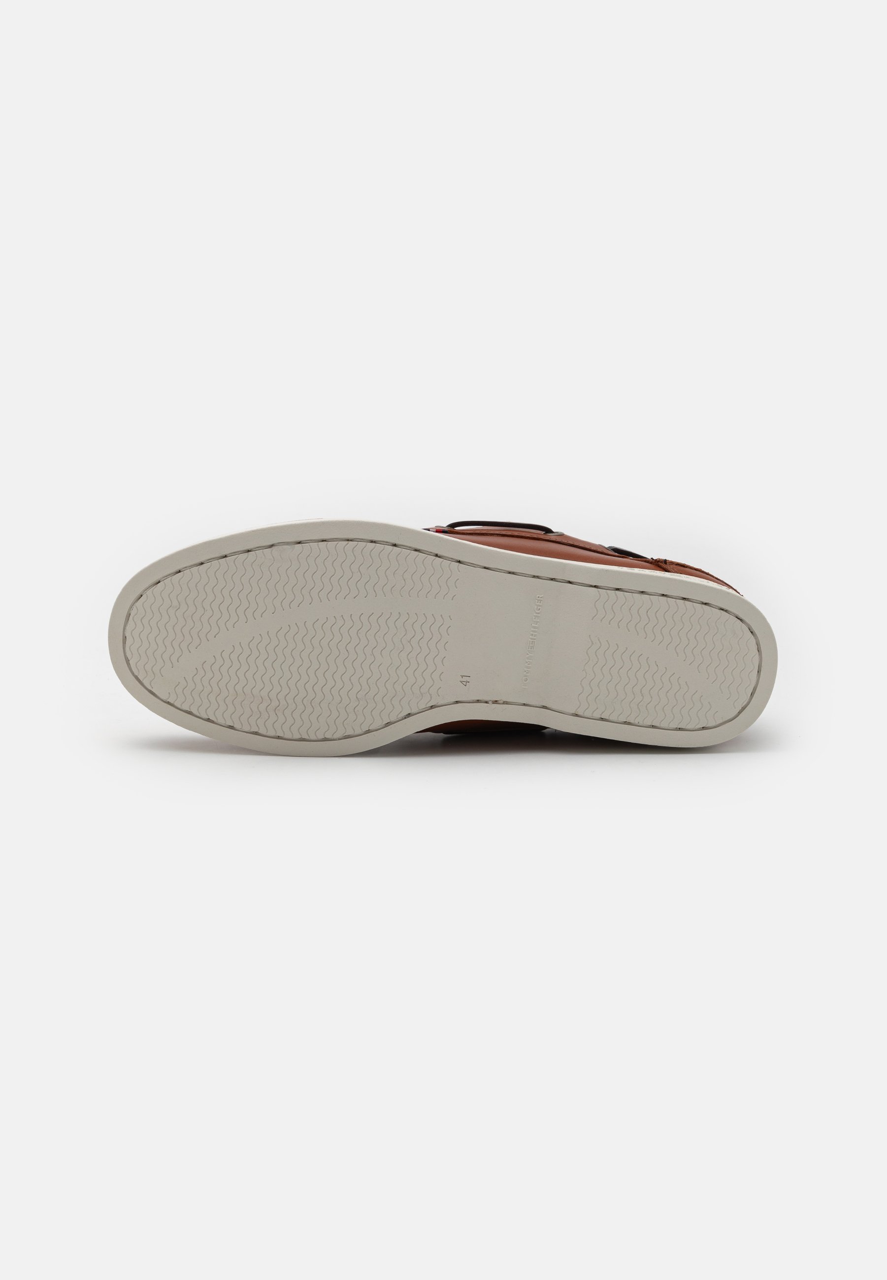 Tommy Hilfiger CORE - Chaussures bateau - Cognac hivernal