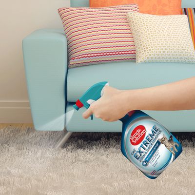 Simple Solution® Eliminador Extremo de Manchas y Olores para Gatos