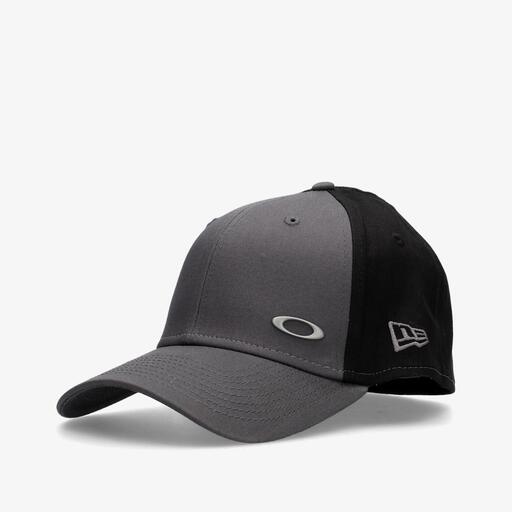  Oakley Alufolie