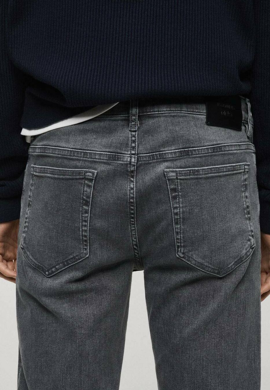 Mango ravne kavbojke - siv denim