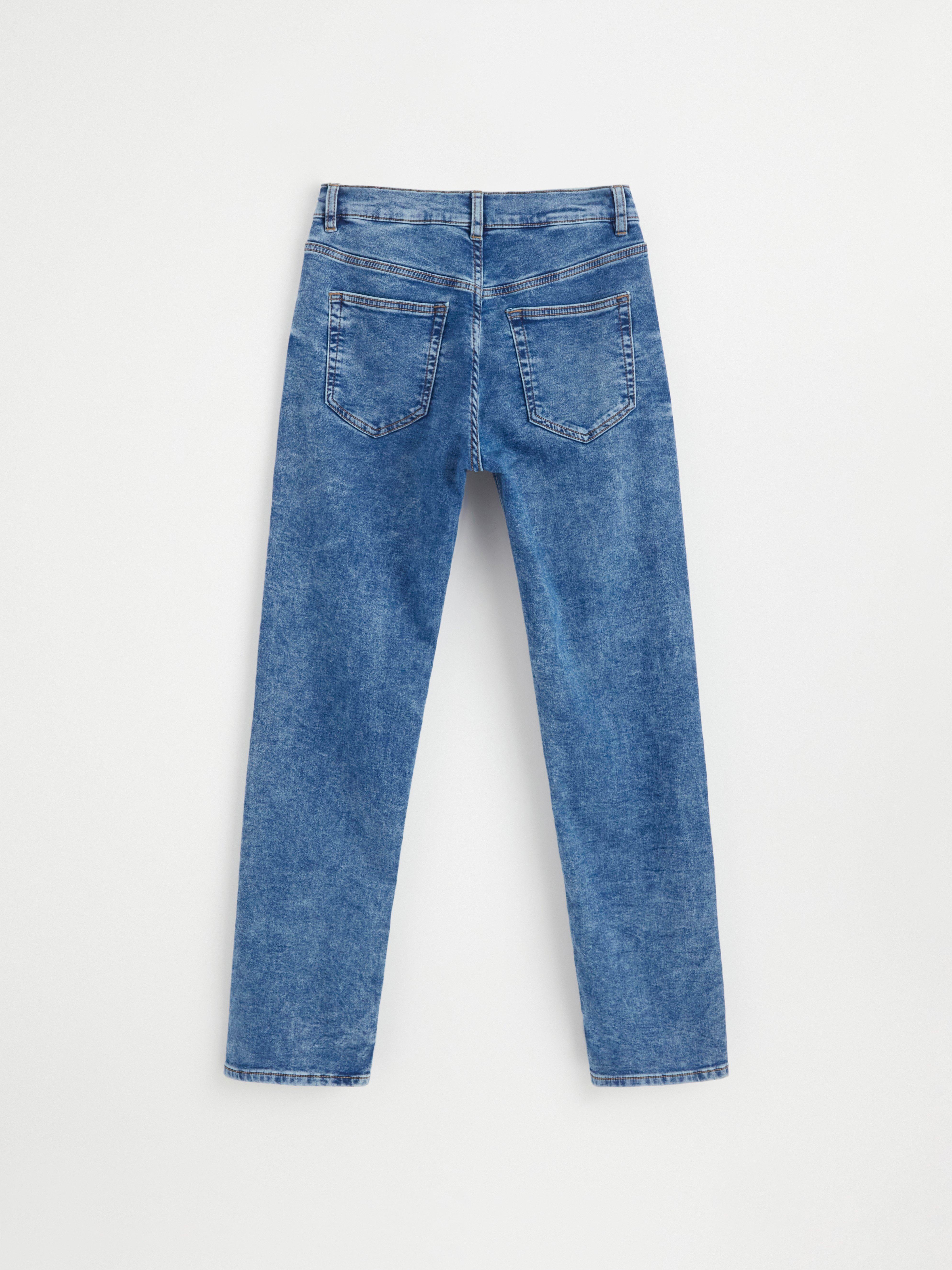 STAFFAN Calça jeans reta em malha com cintura normal. Denim