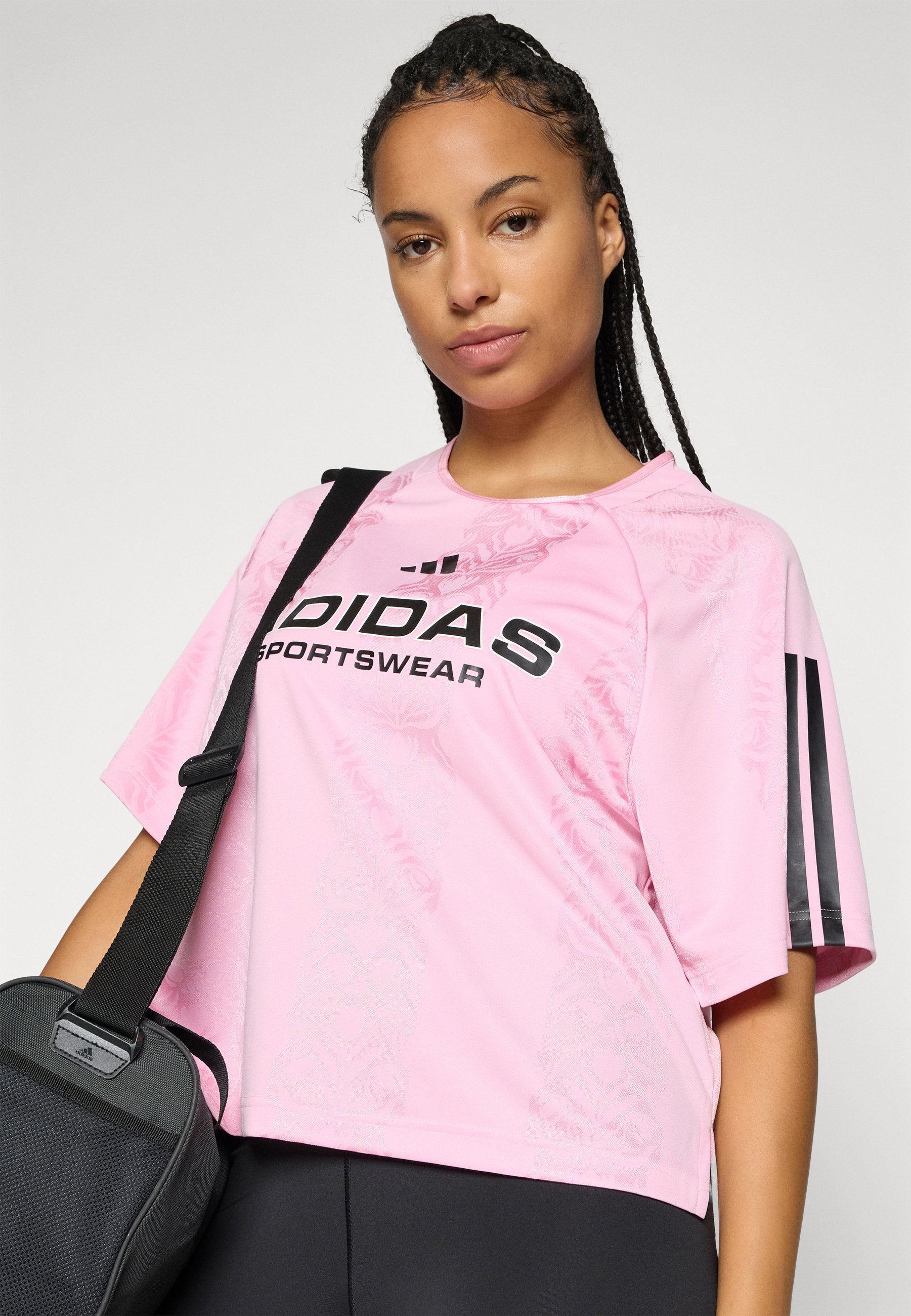 adidas Sportswear TIRO T-shirt - T-shirt met print - echt roze/zwart
