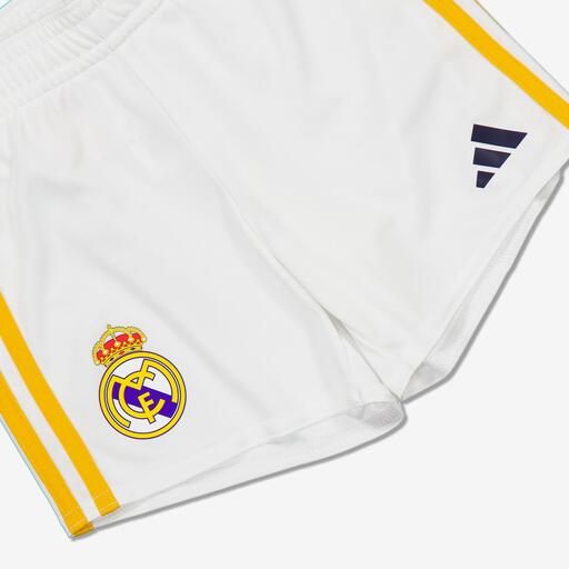  Uniforme principal do Real Madrid