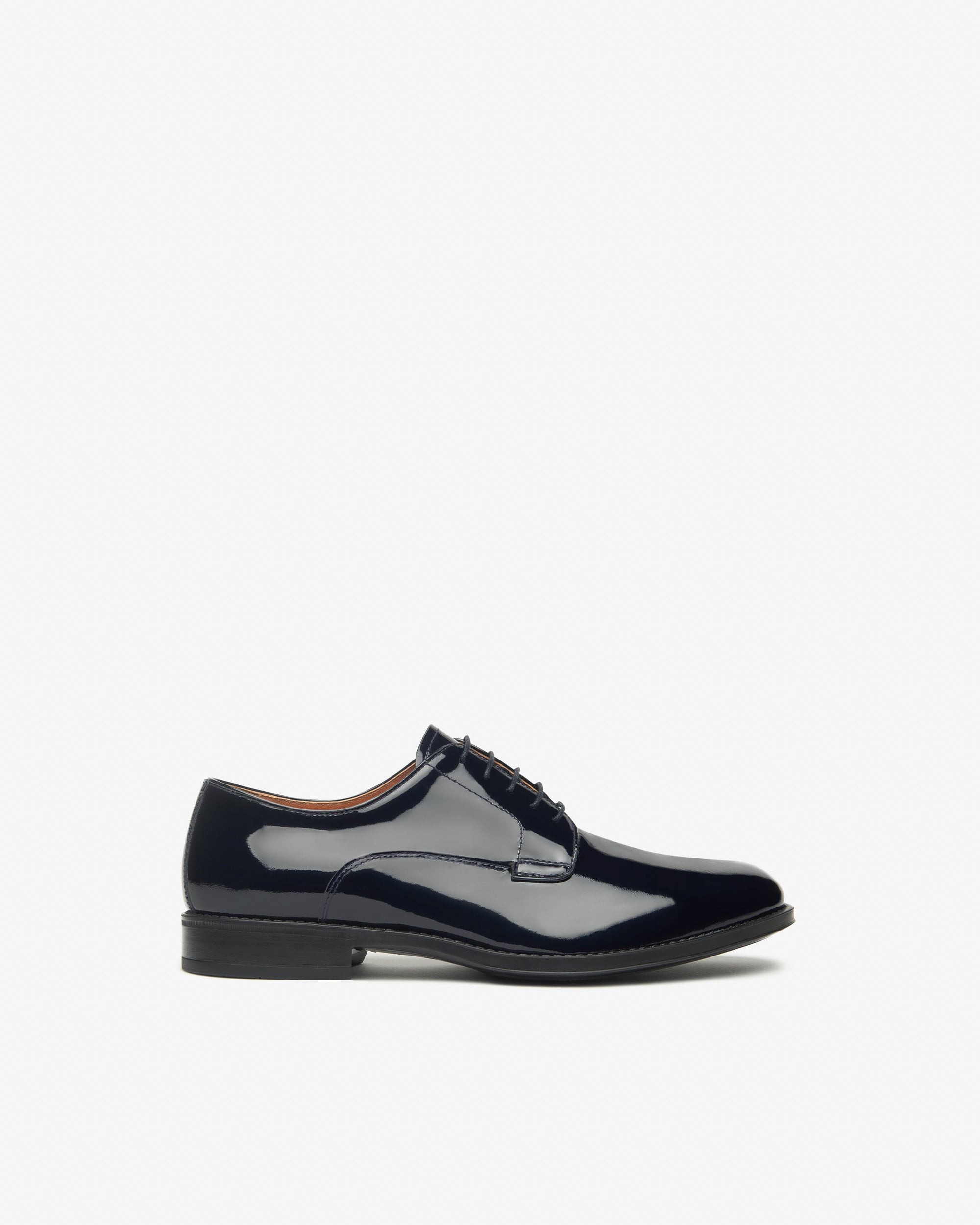 Herren-Schnürschuhe aus Lackleder