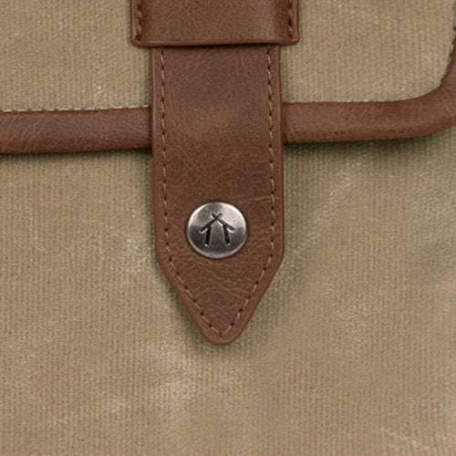 Cabaia Mittlere Vordertasche mit beiger Klappe