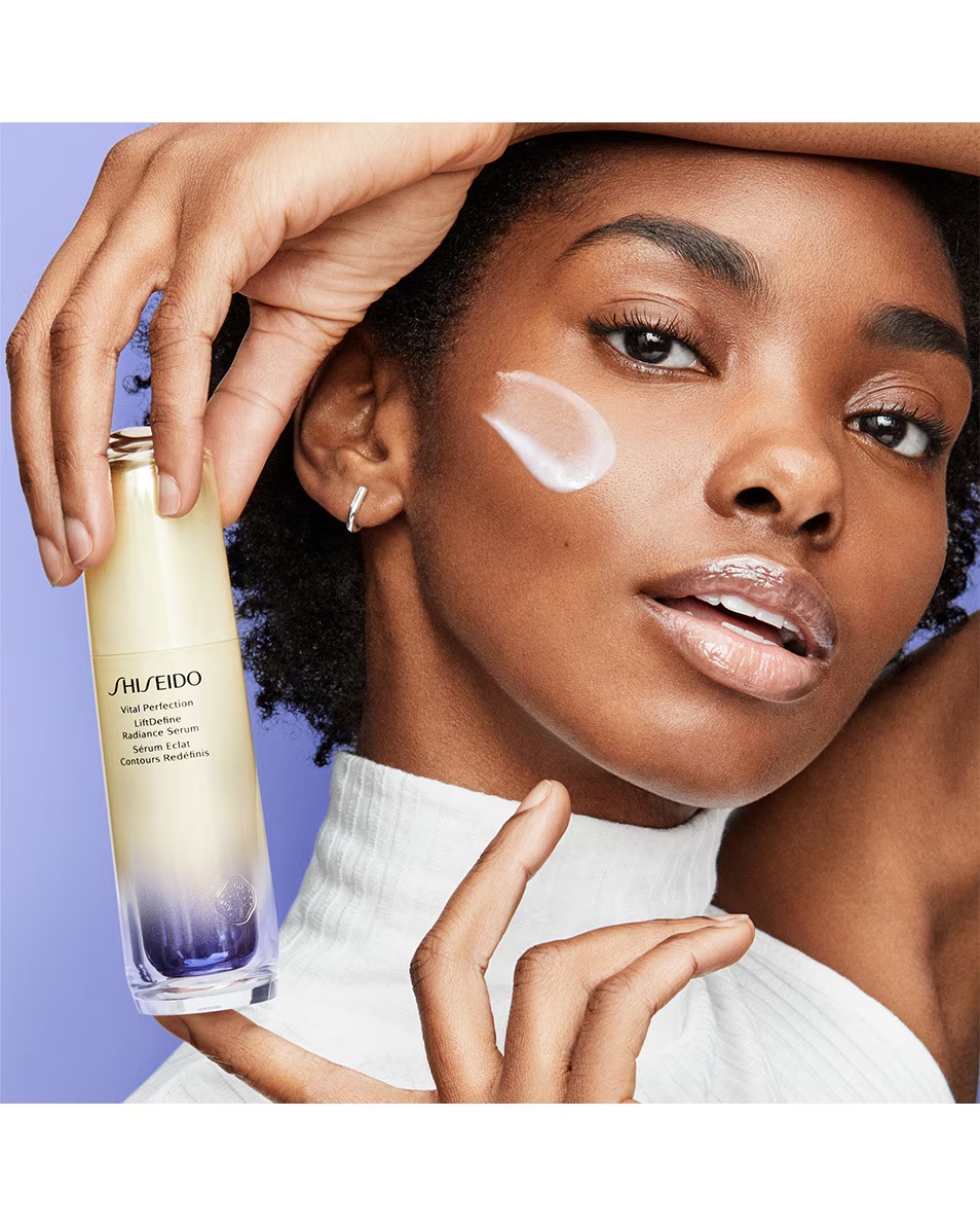 Serul de strălucire SHISEIDO VITAL PERFECTION LiftDefine
