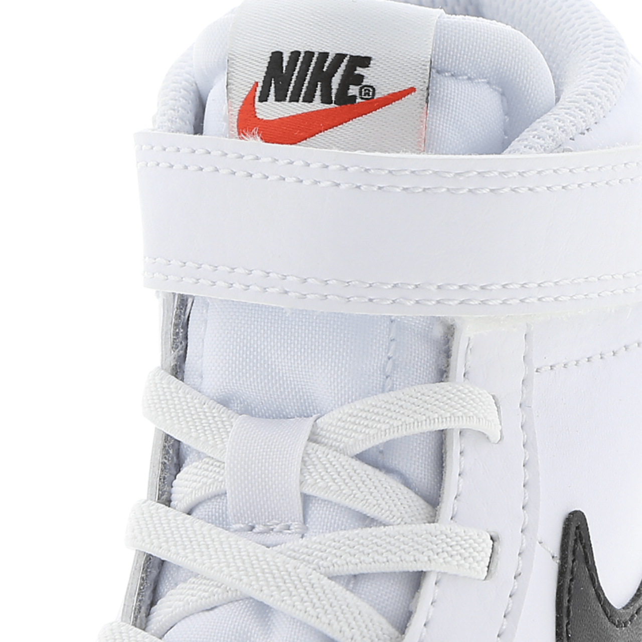 Nike Blazer Mid