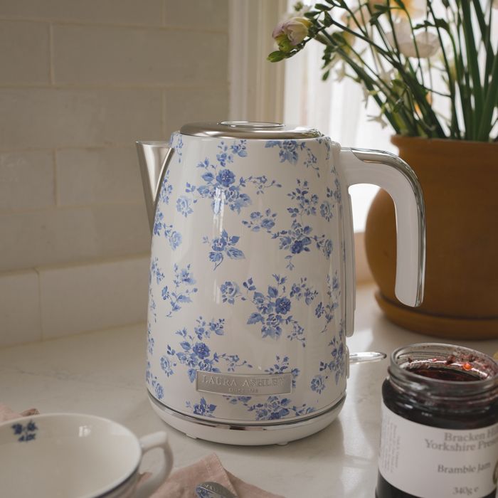 Laura Ashley Cordless Electric Kettle - China Rose - 1.5L capacity, limescale filter, 2200W, automatic shut-off