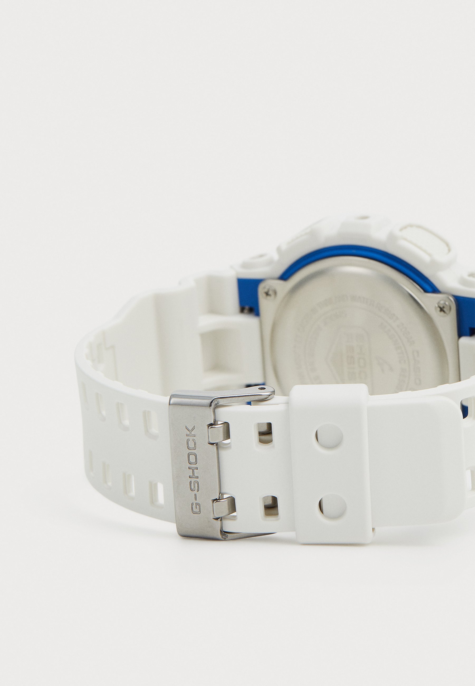 G-SHOCK GA-110HDS-7A Unisex-Chronographenuhr – weiß