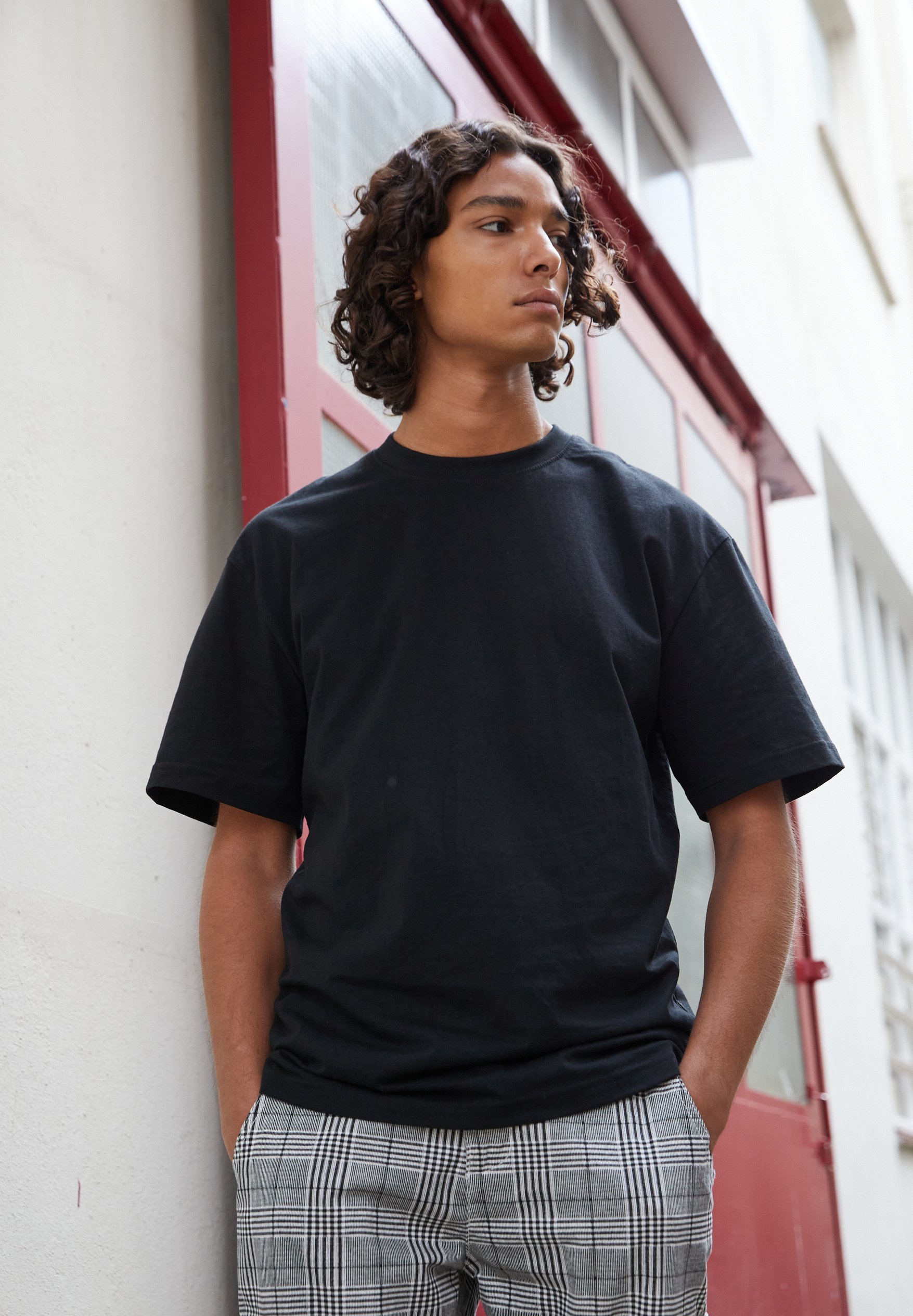 Urban Classics TALL TEE - Koszulka basic - czarna