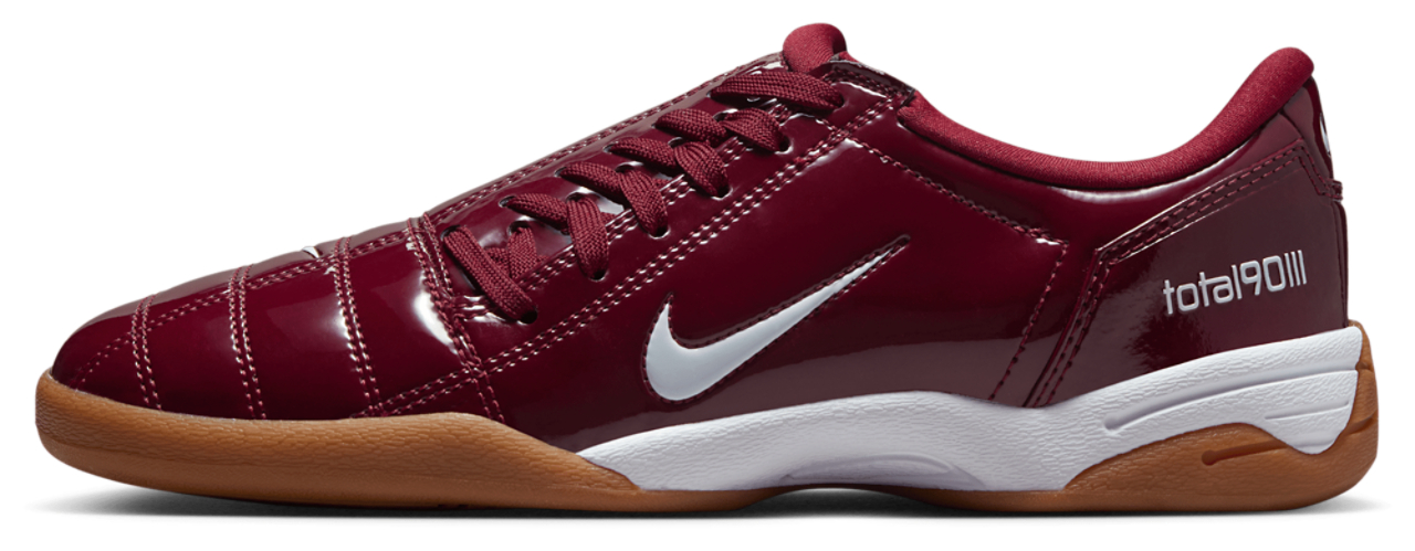 Nike Total 90