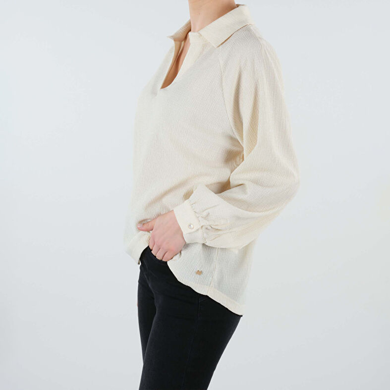 Naisten beige pusero