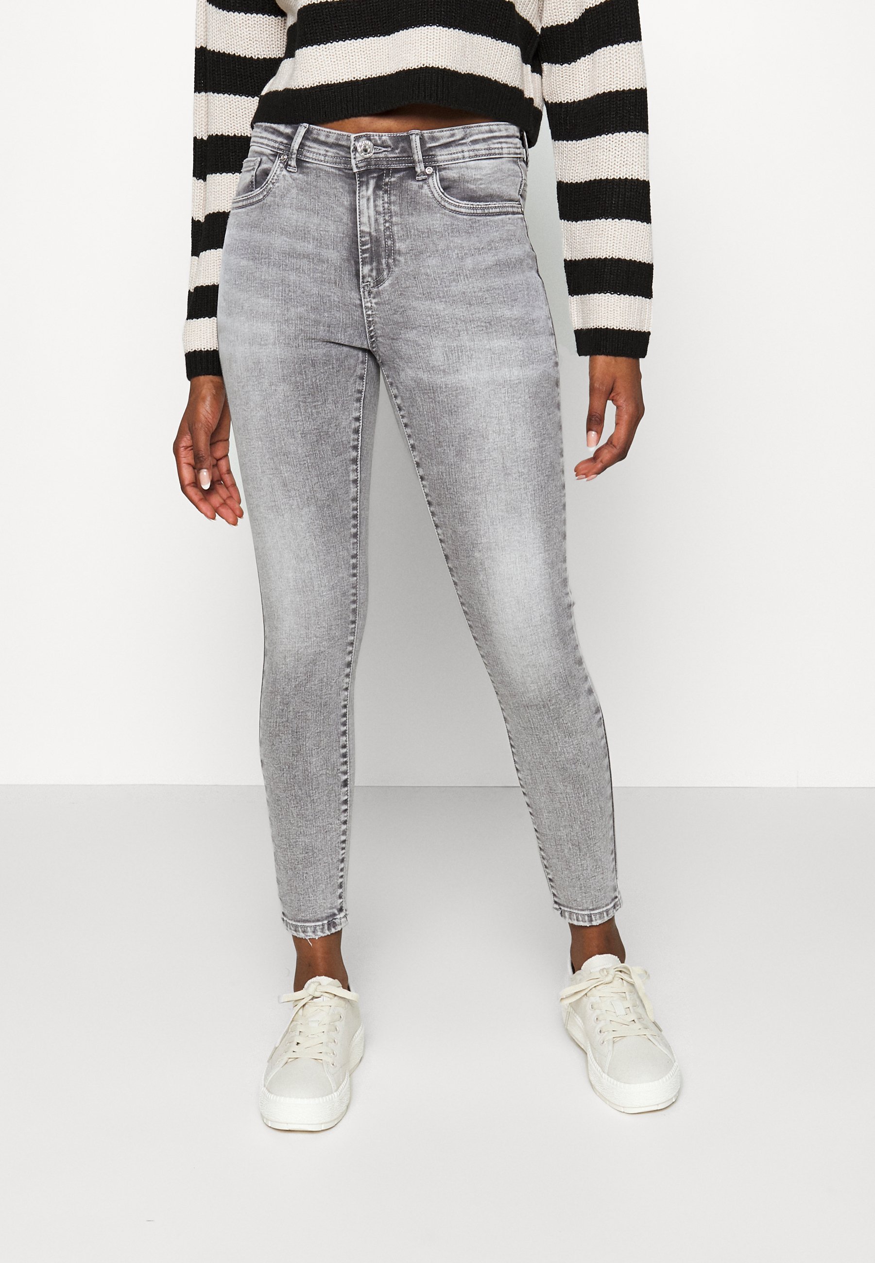 ONLY Petite ONLWAUW - Skinny Fit jeans - middengrijs denim