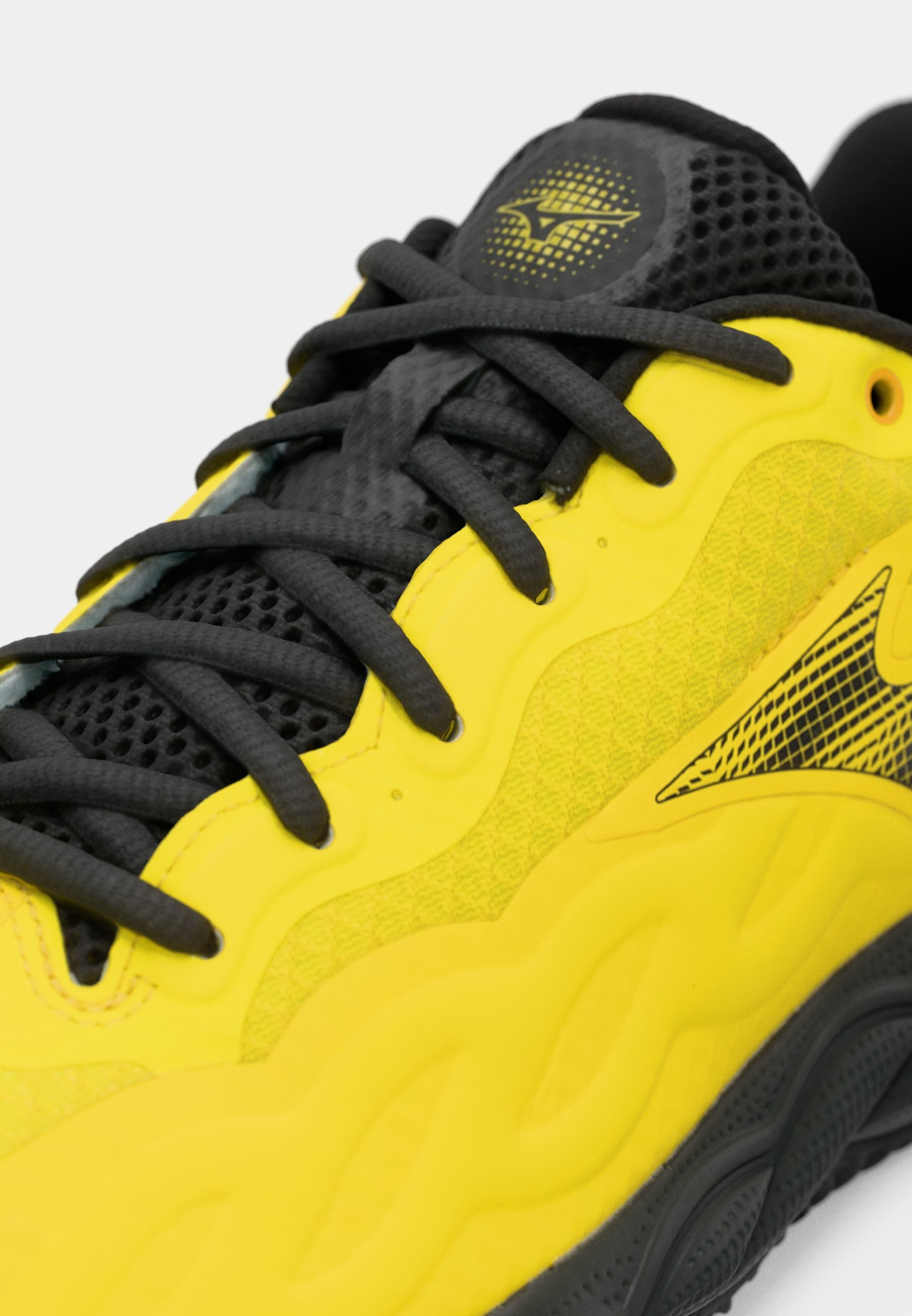 Mizuno WAVE ENFORCE COURT - Scarpe da padel - giallo acceso/nero/sabbia nera