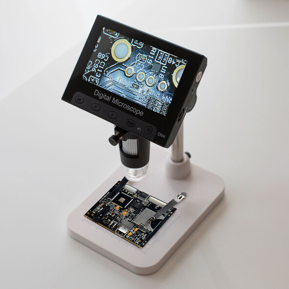 Digitalt mikroskop DM-400