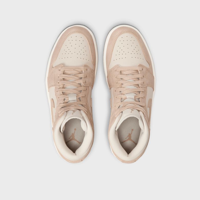 WMNS Air Jordan 1 Low Mid SE