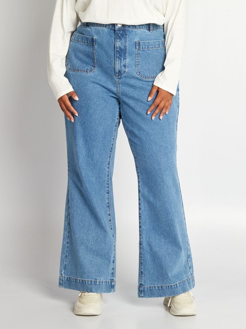 Calça jeans flare de cintura alta - Azul jeans claro