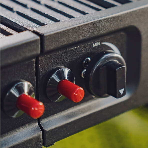 Foldable gas grill