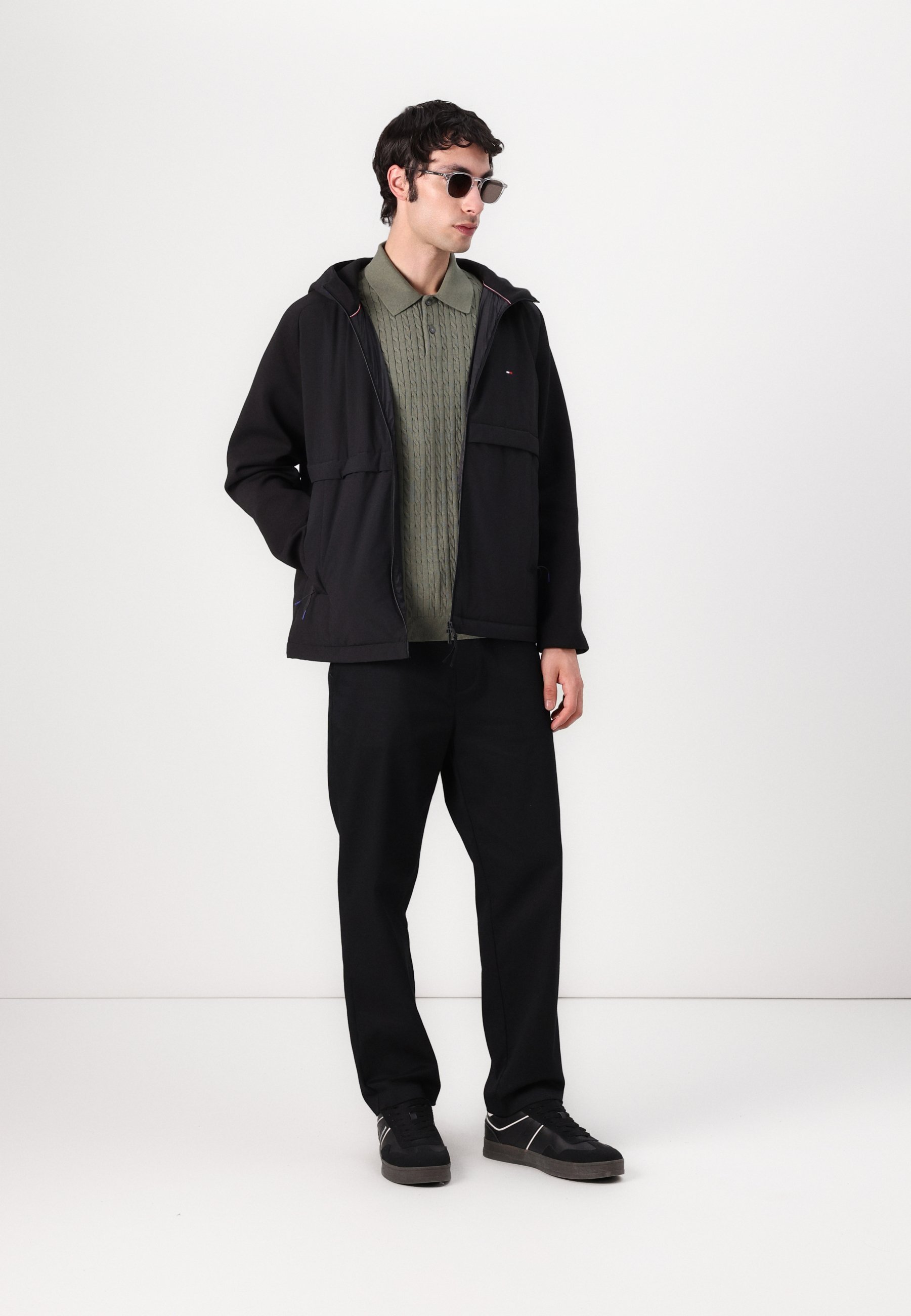 Tommy Hilfiger PERFORMANCE MIXMEDIA WINDBREAKER - Lichtgewicht jas - zwart