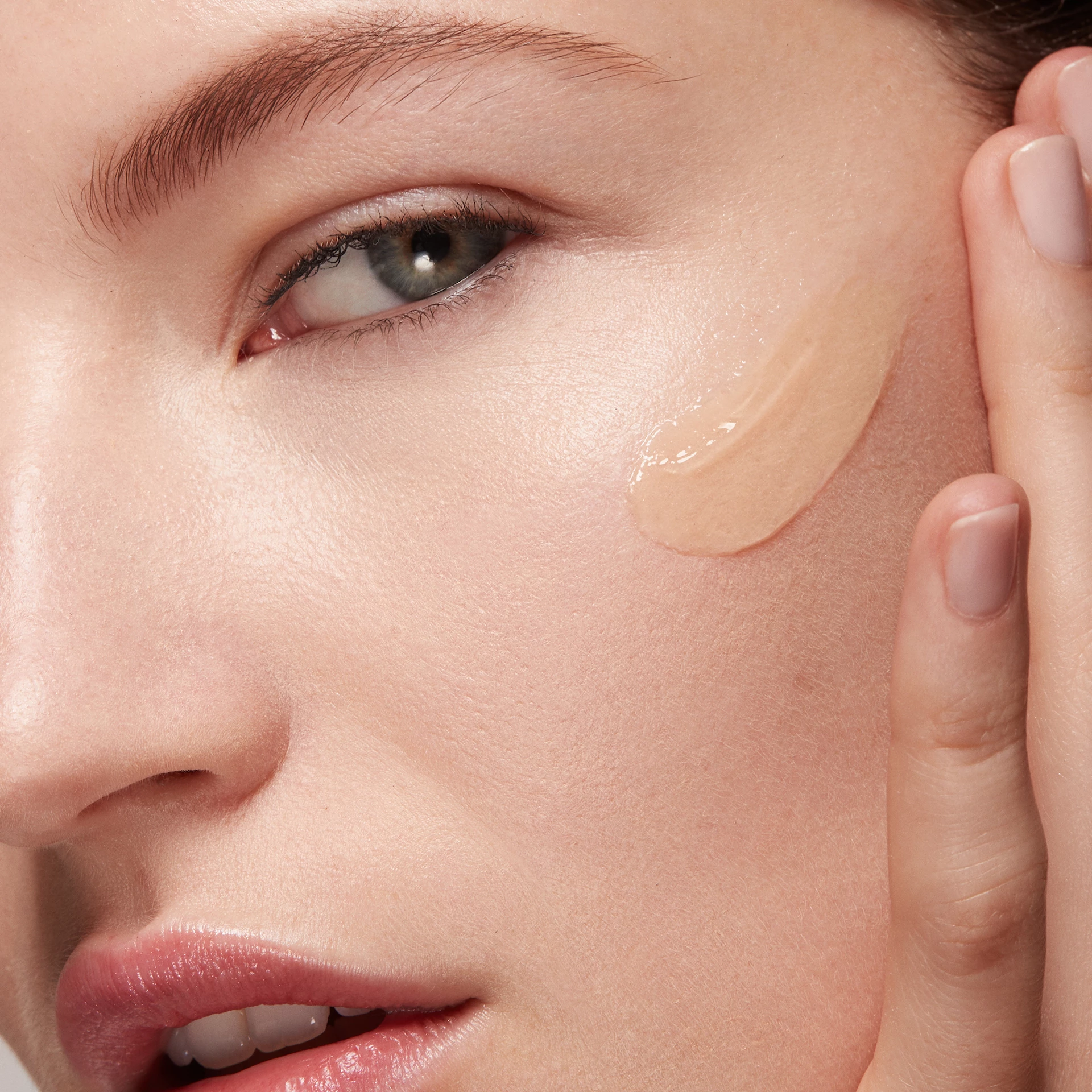 Tratament de noapte reparator cu reflexie de lumină 30 ml - NARS