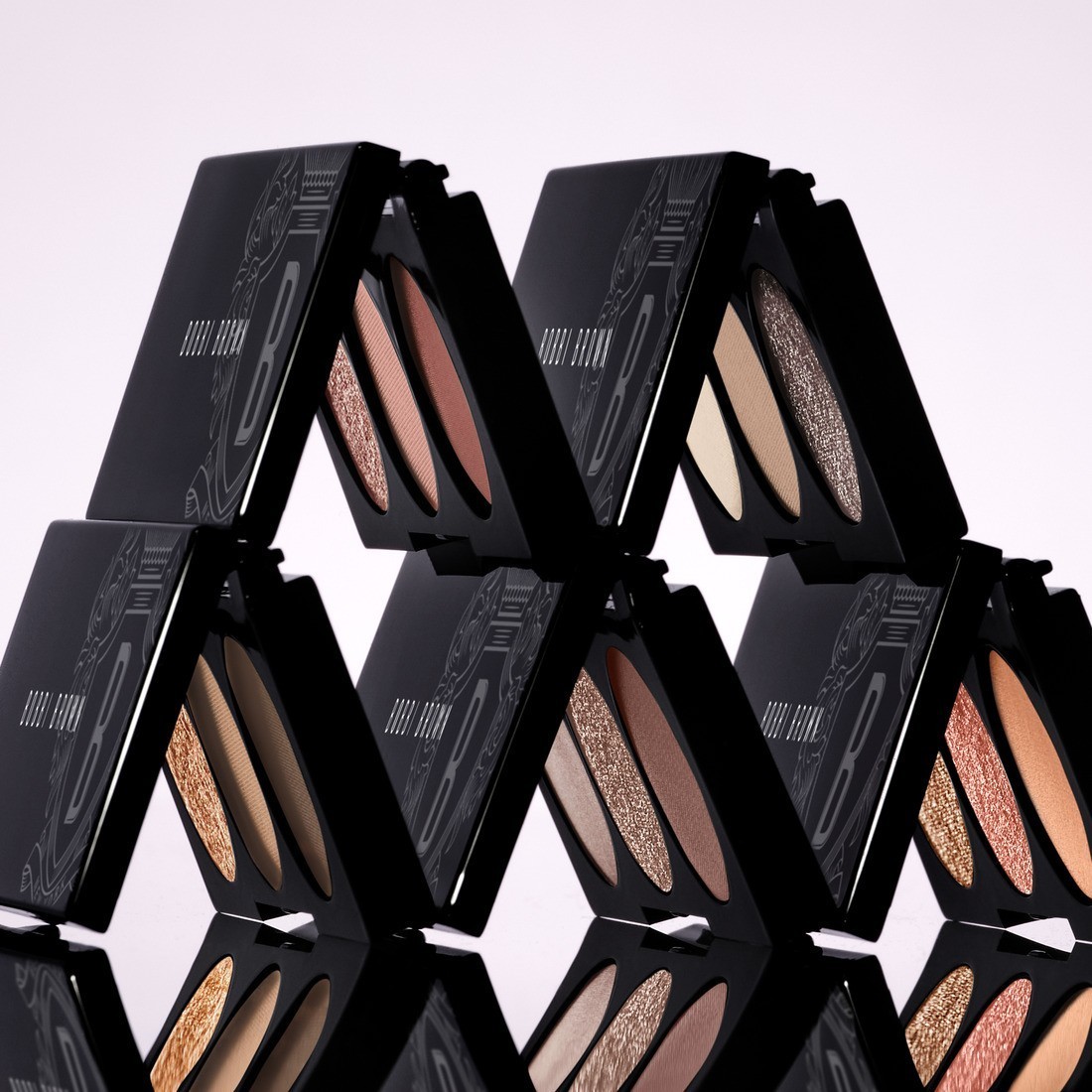 Bobbi Brown acu ēnu trio – 3,4 g