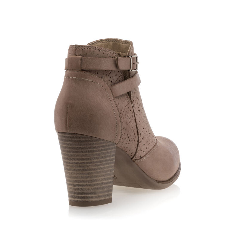 Braune Damenstiefel / Stiefeletten