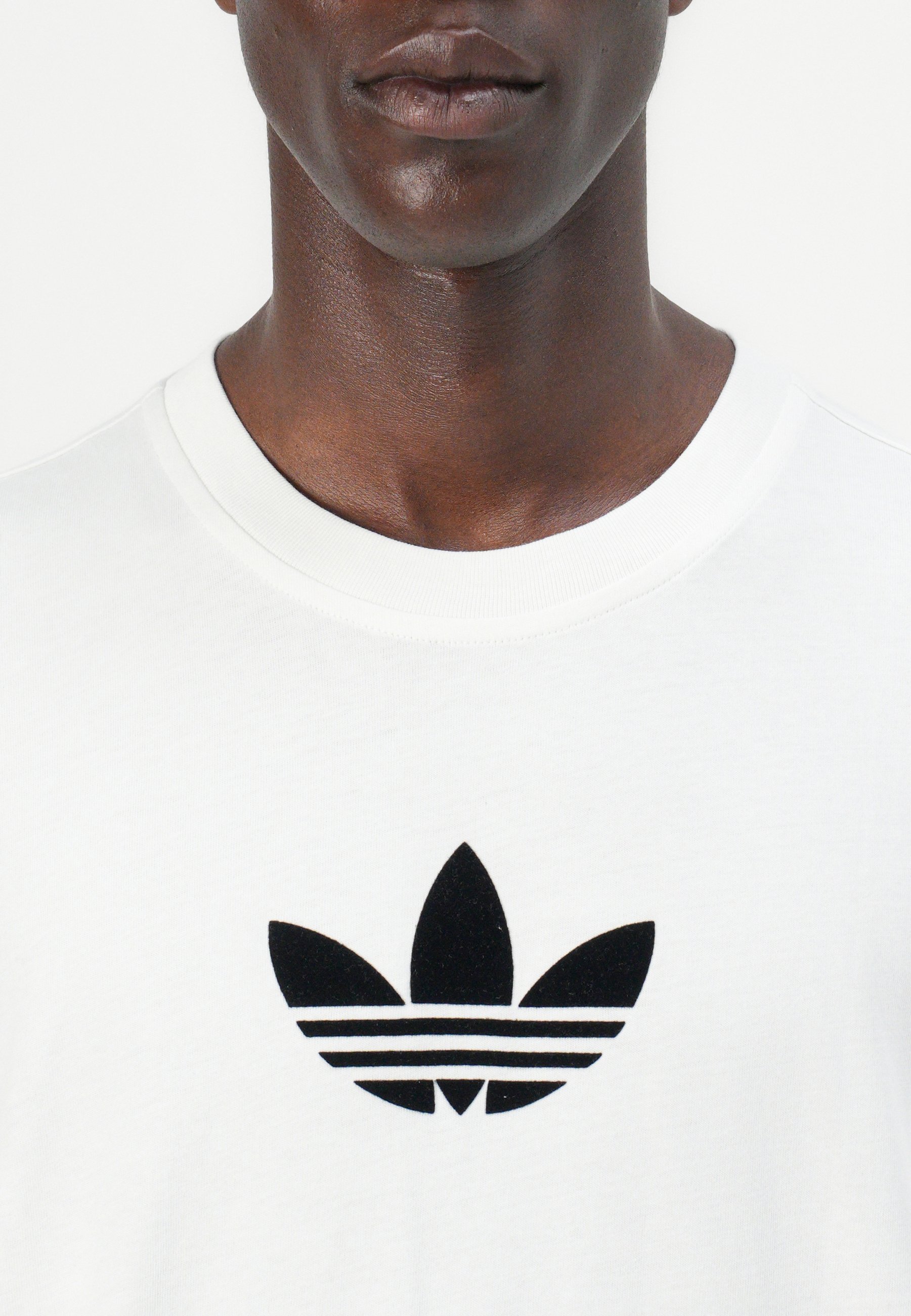 adidas Originals nyomtatott pólók