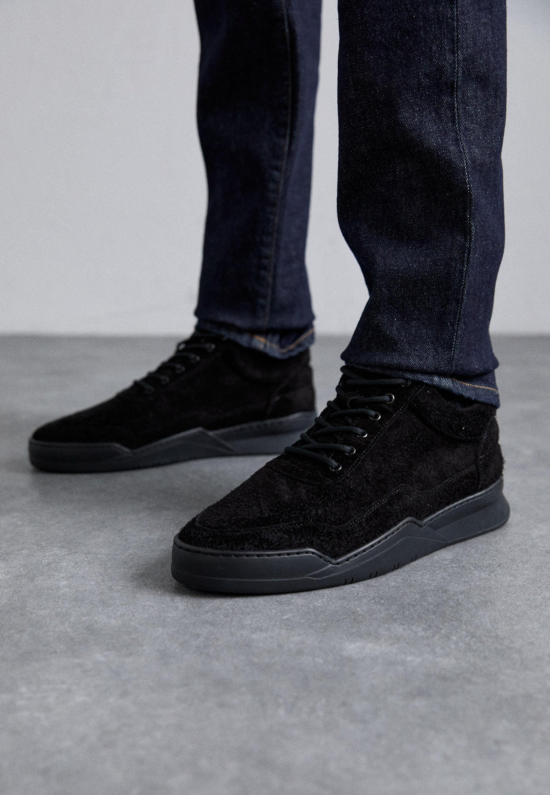 Filling Pieces LOW TOP GHOST FUZZ - Sneakers - zwart
