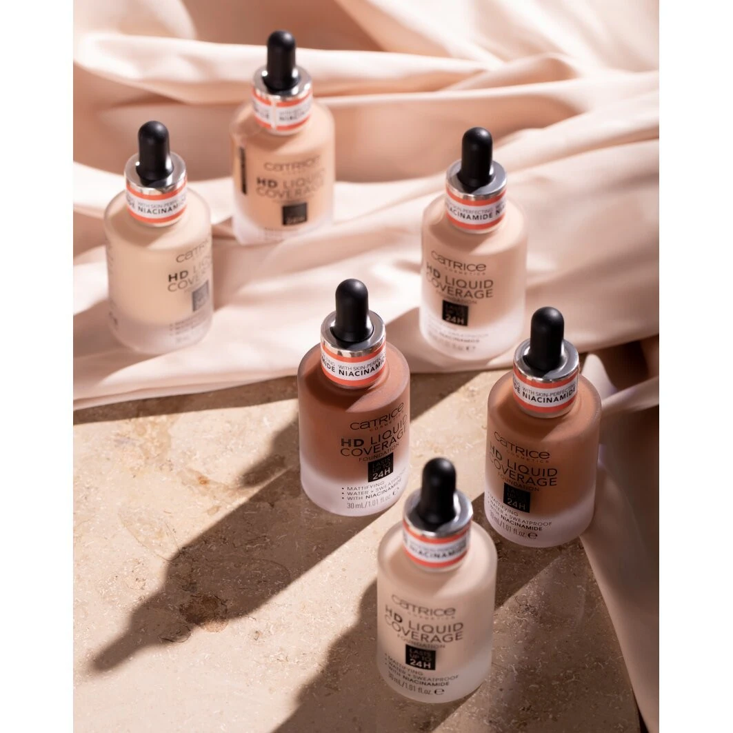Catrice HD Liquid Coverage Foundation fond de teint 050 Rosy Ash