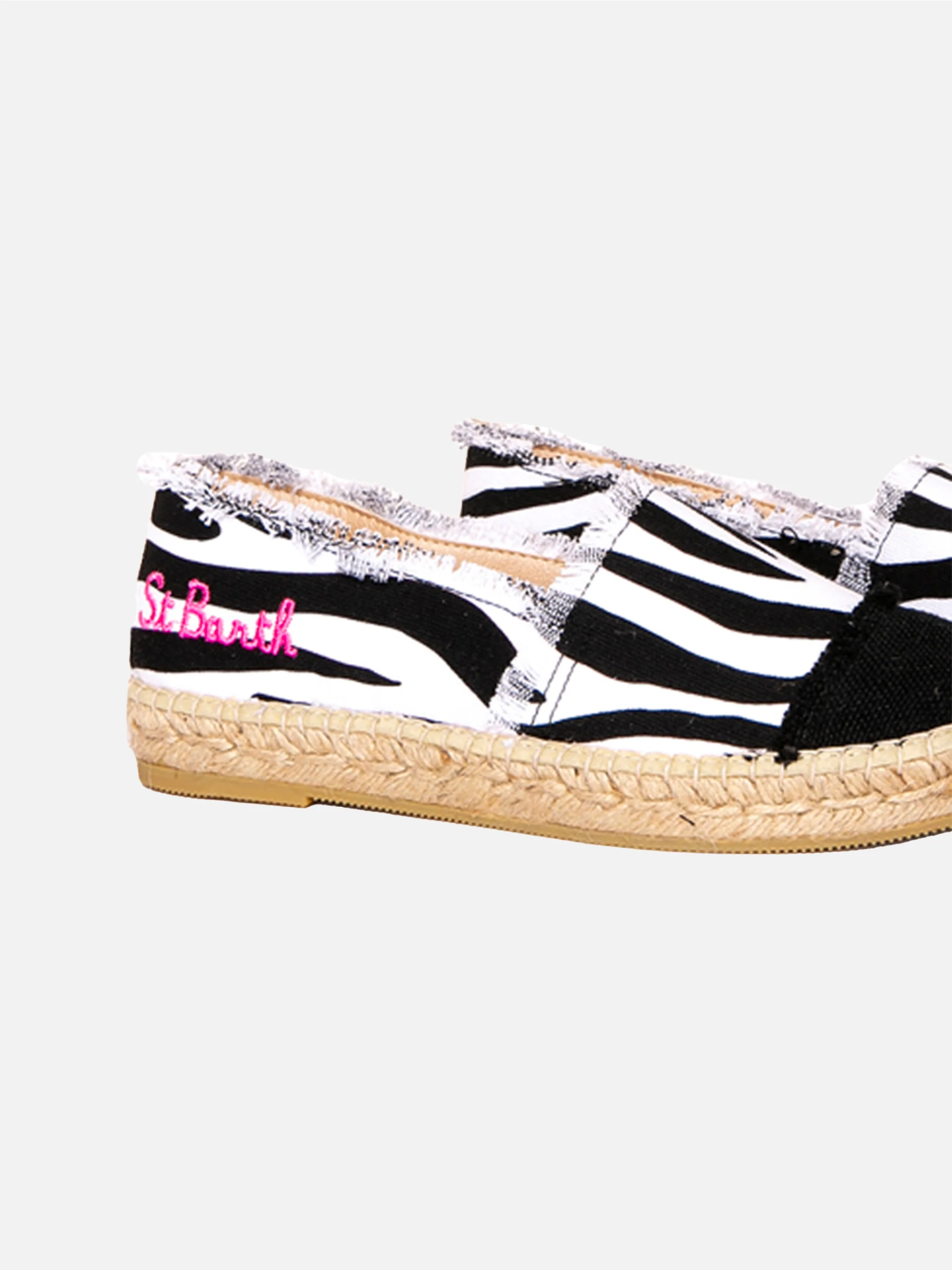 Alpargatas de lona con estampado de cebra y bordado