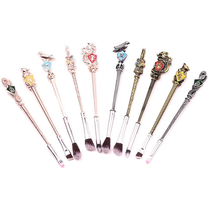 Ensemble de pinceaux de maquillage inspirés du cinéma : pinceau magique pour fard à paupières, pinceaux ultra-doux, pinceau estompeur conique et diffuseur.