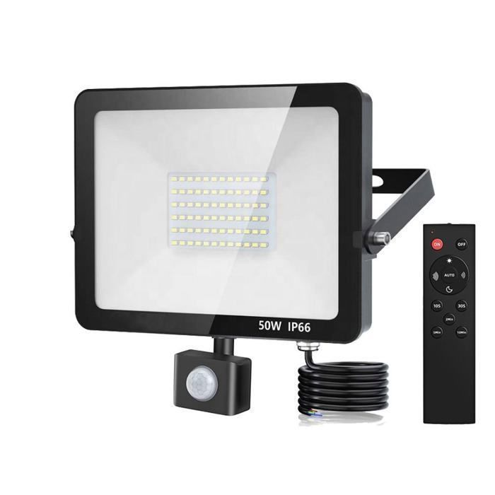 Foco LED exterior de 50 W, resistente al agua, con detector de movimiento, 5000 lúmenes, luz blanca fría.