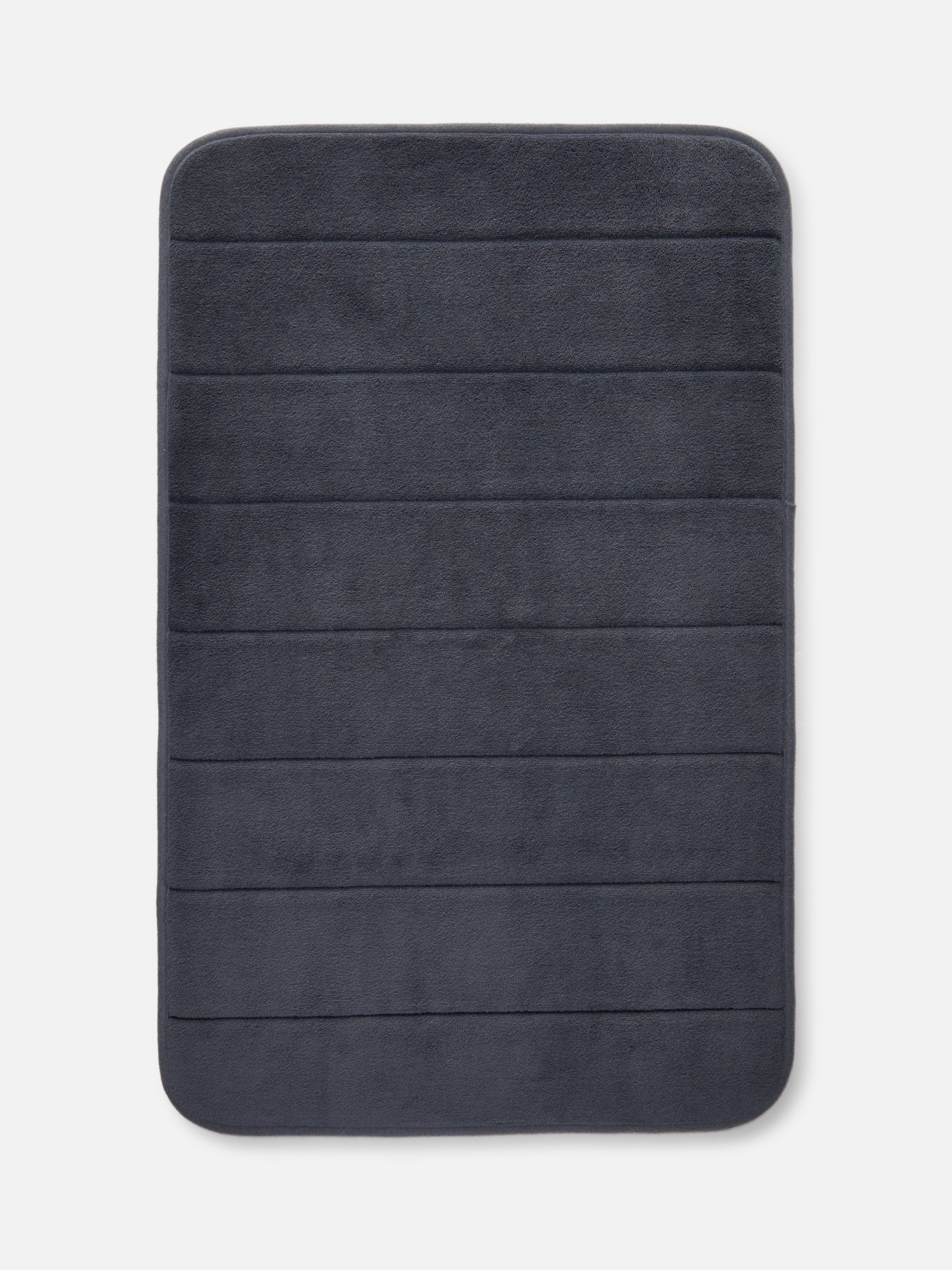 Tappetino da bagno in memory foam. Questo tappetino da bagno è l'accessorio perfetto per il tuo bagno.