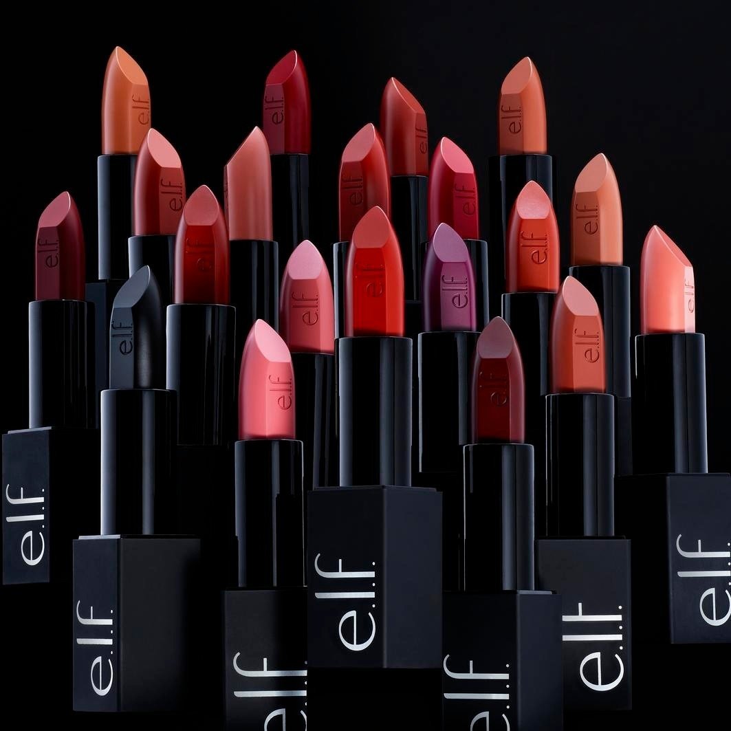 elf Cosmetics ruž za usne O Face satenski ruž za usne - 3,8 g