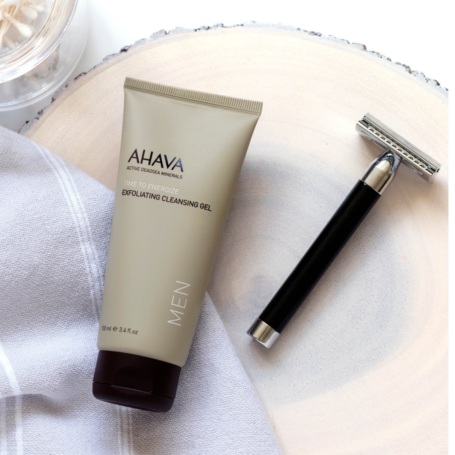 AHAVA Men Exfoliating Cleansing Gel