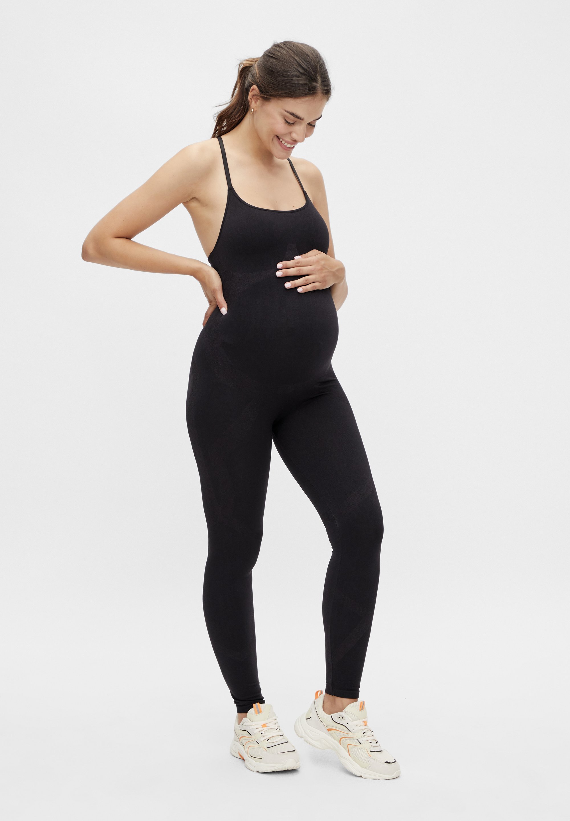 MAMALICIOUS MLPAULETTE STRAP ACTIVE - Jumpsuit - zwart