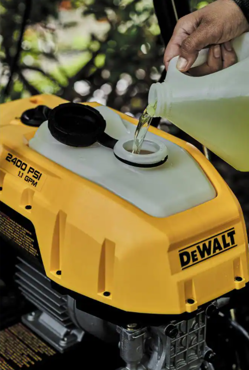Lavadora de alta pressão elétrica DEWALT 2400 PSI 1,1 GPM para água fria