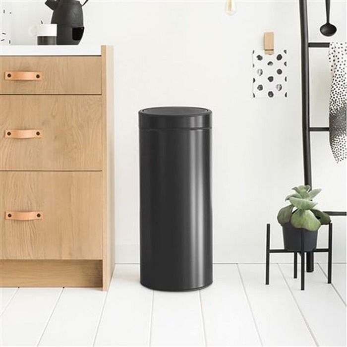 Cubo de basura táctil BRABANTIA - 30L - Negro mate