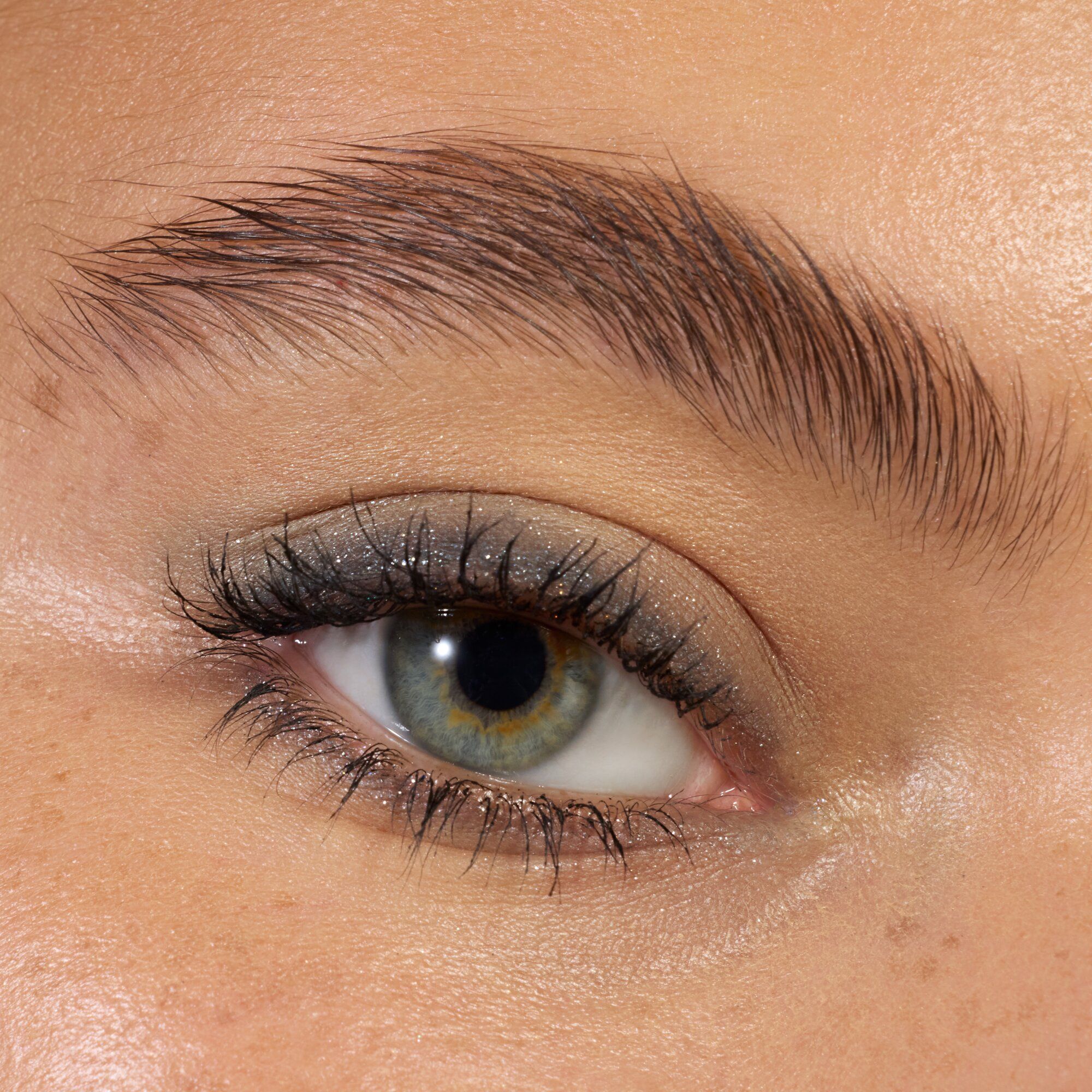 „Blend & Line“ akių šešėlių pieštukas Akių šešėliai